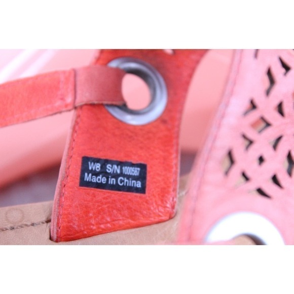 UGG Leather T-Strap Perforated Suede Sandals in Coral Women's Size 8 - Picture 9 of 9